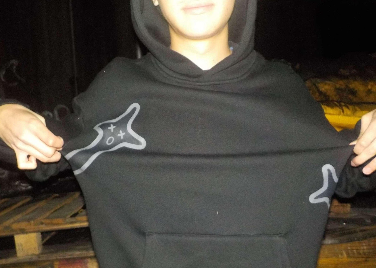 Black Star shot hoodie